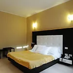 Globo Suite-correnti 3* Sanremo