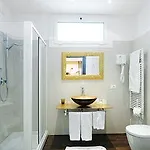Globo Suite-correnti Hotel 3*