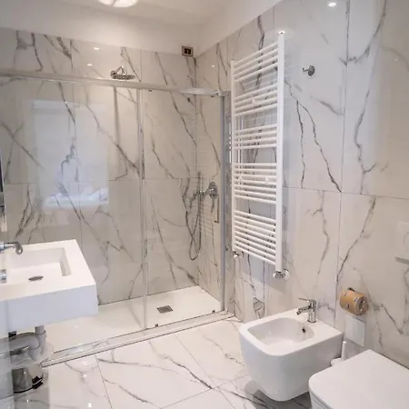 Globo Suite-correnti Otel