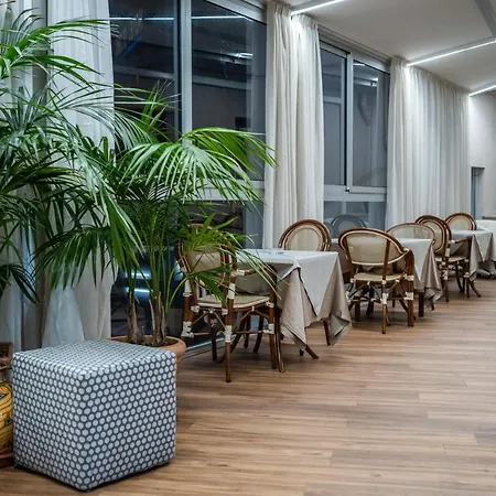 Globo Suite-correnti 3* Sanremo