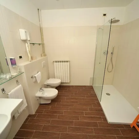 Ξενοδοχείο Globo Suite-correnti