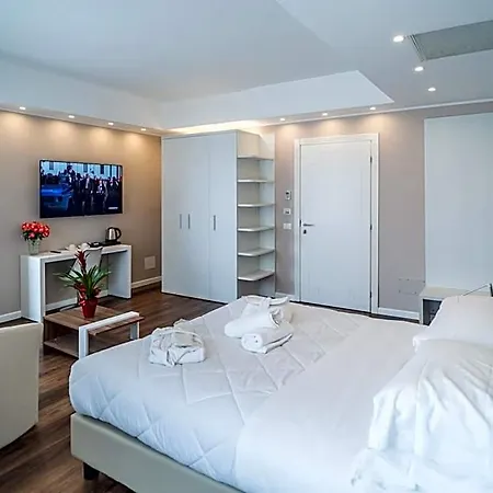Hotel Globo Suite-correnti 3*