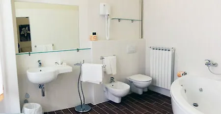 ホテル Globo Suite-correnti 3*