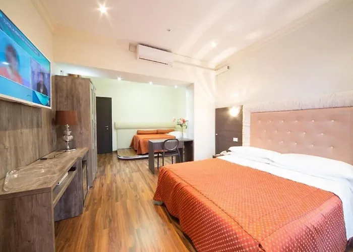 Globo Suite-correnti Hotel 3*