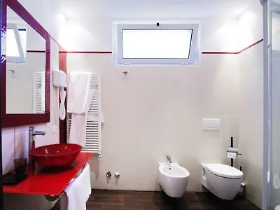 Globo Suite-correnti Hotel 3*