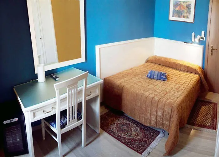 Globo Suite-correnti 3*